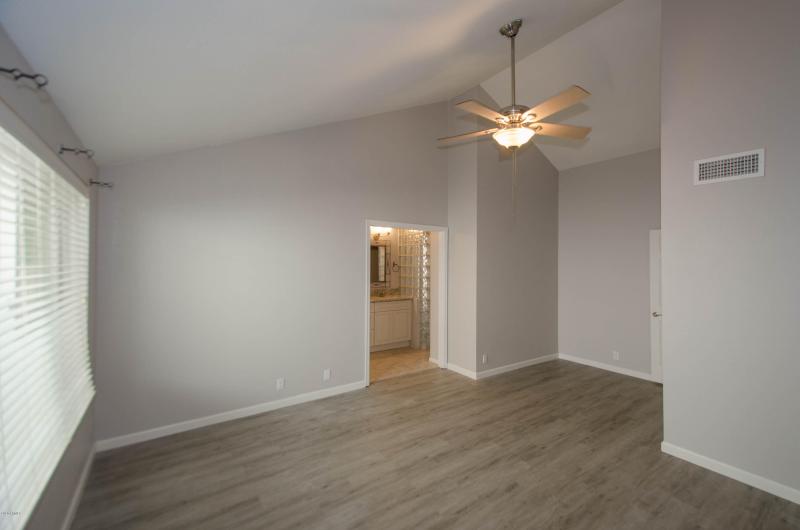 6528 E Paradise Lane (10 of 20)