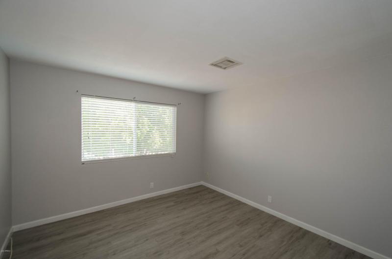 6528 E Paradise Lane (15 of 20)