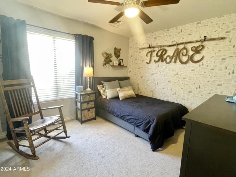 C7053394-9365-4454-8209-EB41CB47A6BF