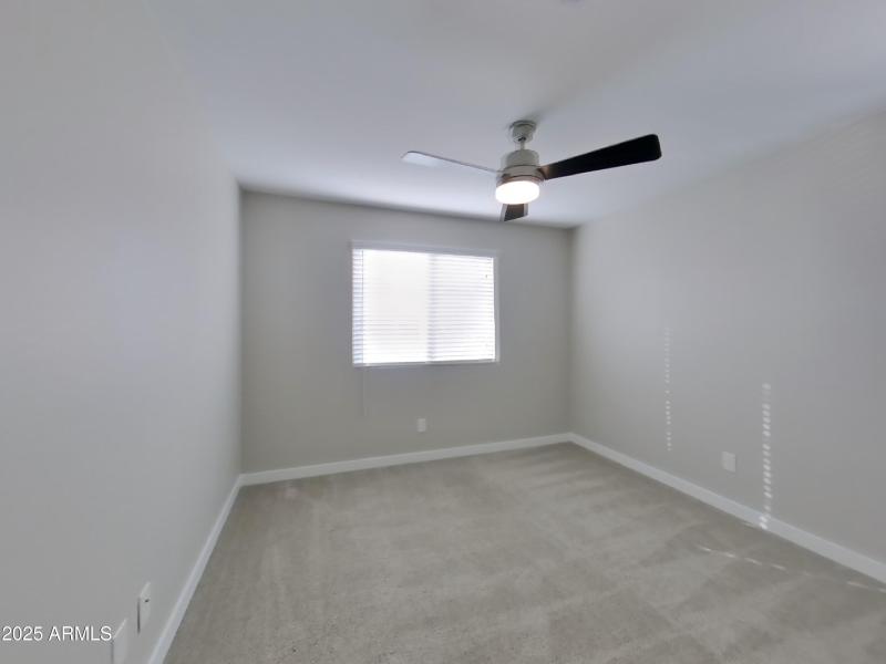 12_pc_GJlDImsZnA_YcmQFvwiDM_layout_1