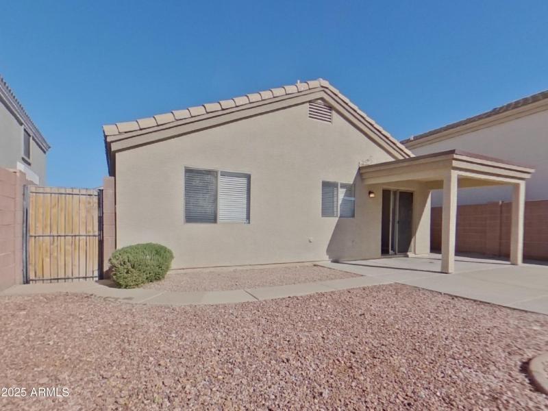 13_pc_cyAfWebwfq_boNIrjUDMV_center_0