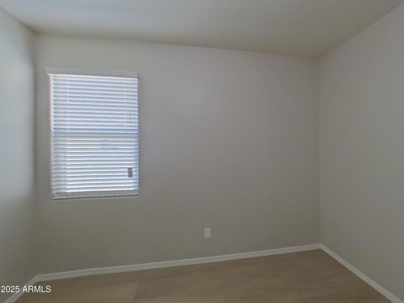 9_pc_8fSPs4fWQB_JHHW7EvHlC_layout_1