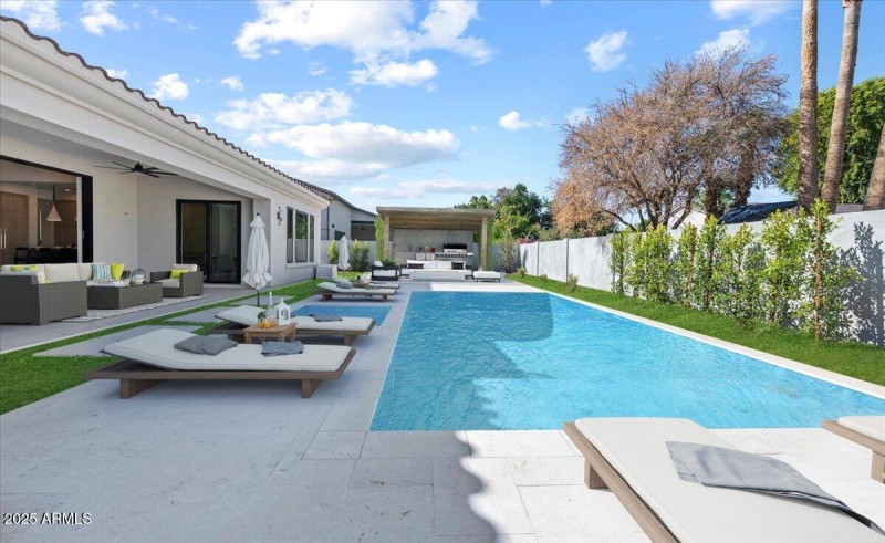 2-8108 E Del Cristal Dr 42