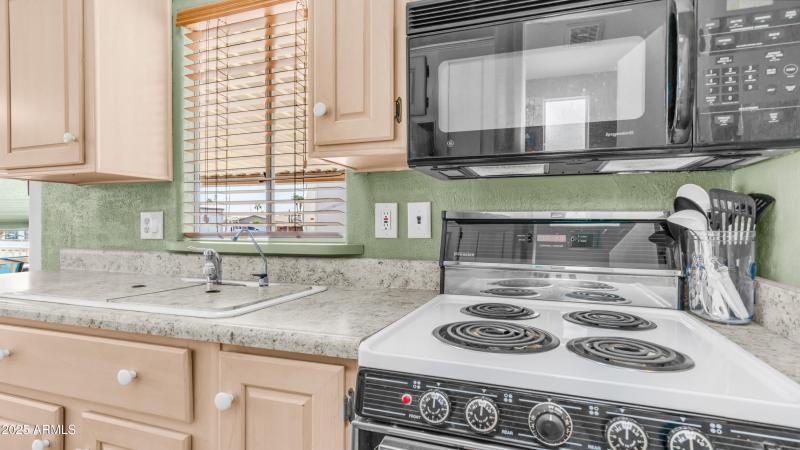 3710 S Goldfield Rd Lot 890 (13)