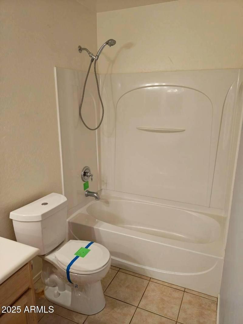 LINE_ALBUM_44944 Winter 114_251105_12