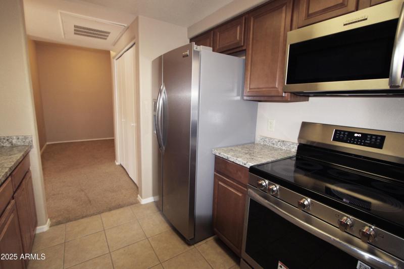 12 Kitchen