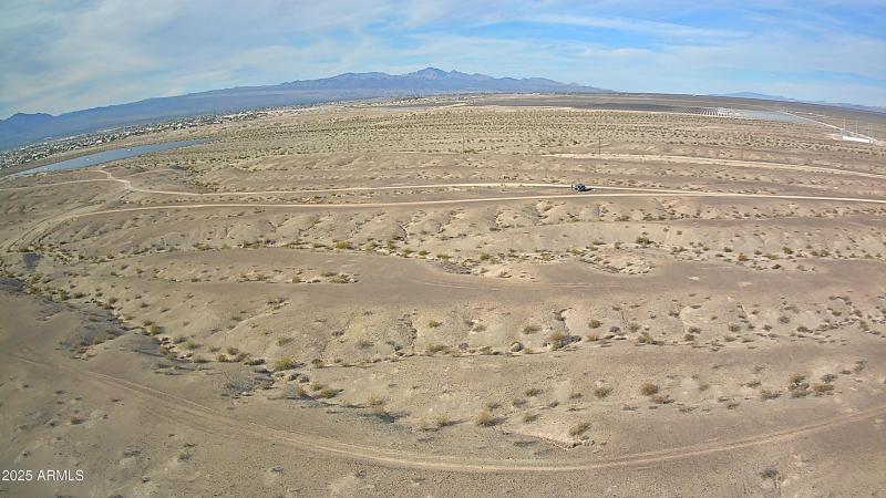 20251112_161136084_iOS