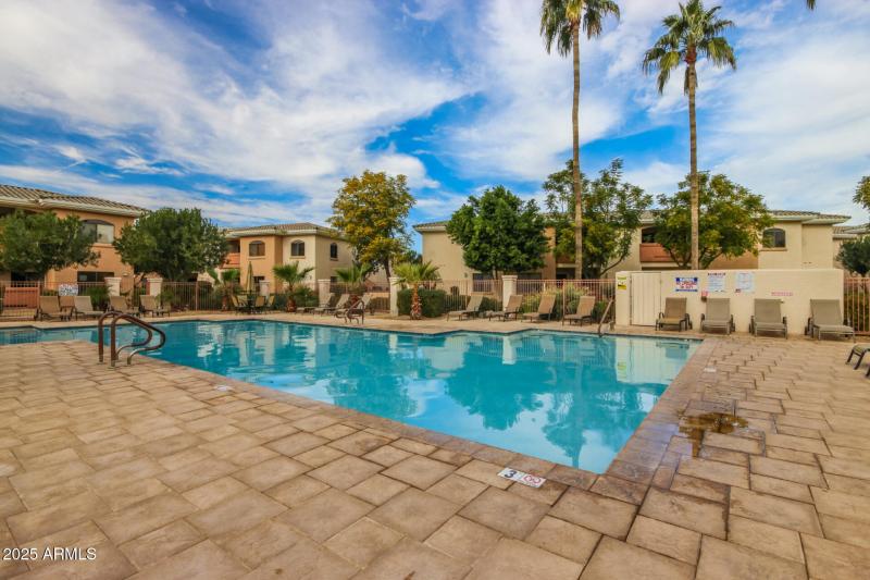 32 Indian School 230