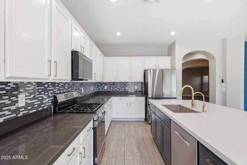 18-web-or-mls-018_ListerPros