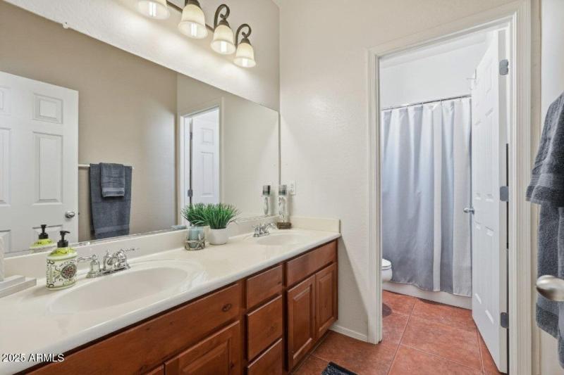 45-web-or-mls-045_ListerPros