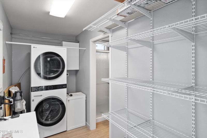 25-Laundry Room
