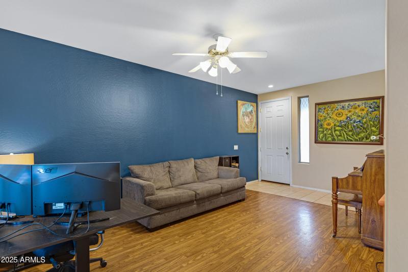 2600 E Springfield Pl #104-6