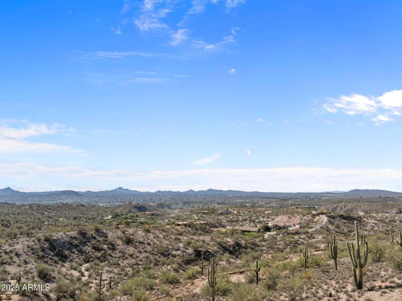 18-web-or-mls-DJI_20251111113857_0050_D