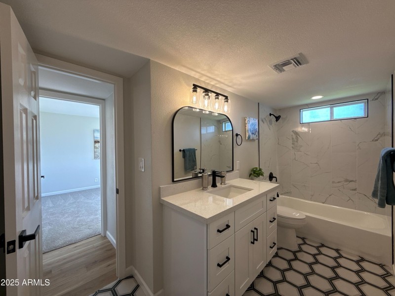 Photo Nov 12 2025, 7 22 14 PM (26)