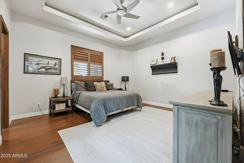 54-054-bedroom-2