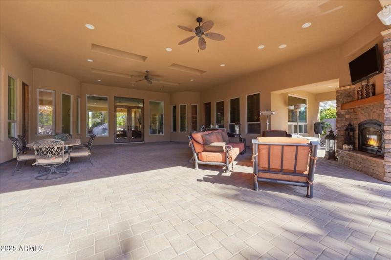 72-072-rear-patio