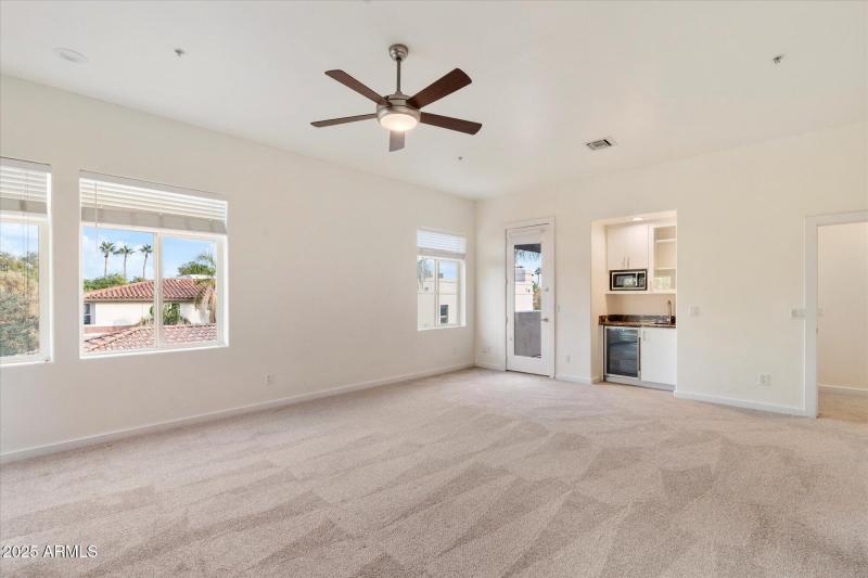 2nd Floor Great Room w/BR #3