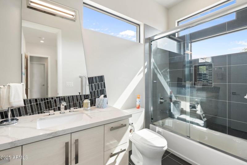 27-web-or-mls-DSC09072