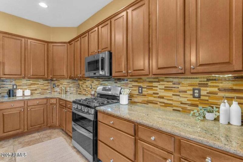 20250905154247912236000000-o