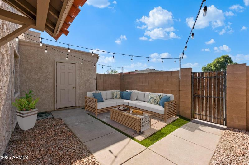 21-Virtually Staged outdoor space