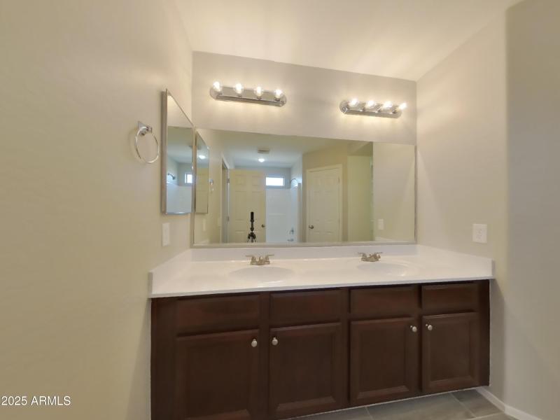 7_pc_anPnch97Zk_UrJlyqAwIA_layout_0