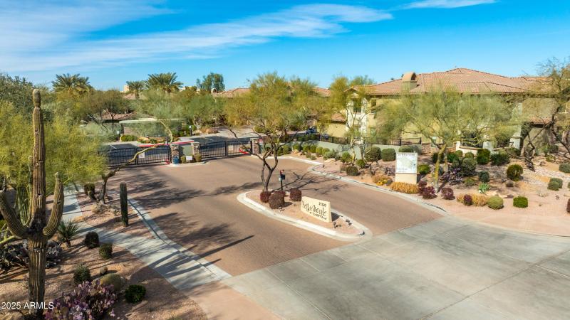 21320 N 56th St #2001-35