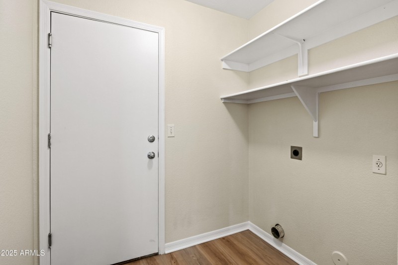 1406 W Emerald Ave 113-18