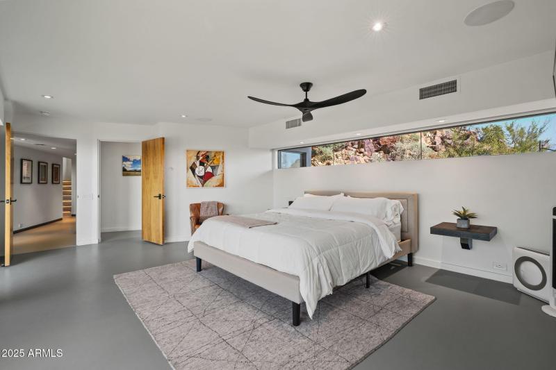 39-web-or-mls-7517 N Moonlight Ln--6