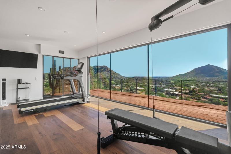 52-web-or-mls-7517 N Moonlight Ln--19