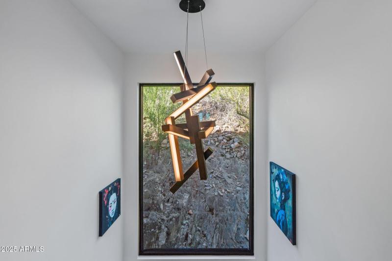 92-web-or-mls-7517 N Moonlight Ln--90