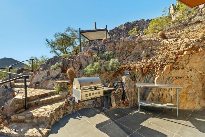 98-web-or-mls-7517 N Moonlight Ln--96