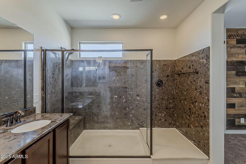 33-web-or-mls-Stacey-33