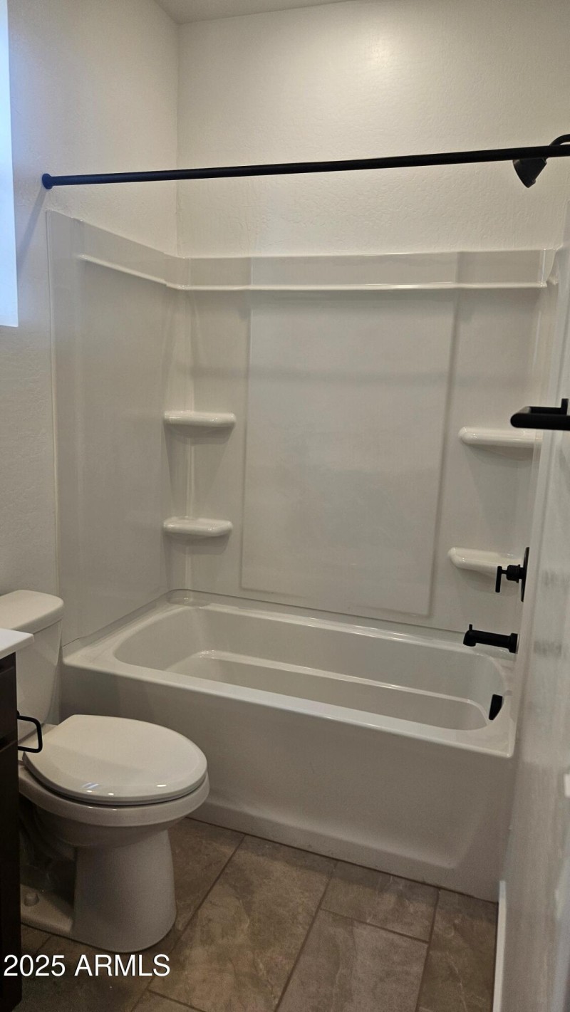 Mason Ranch II Lot 225 Hall Bathroom pic