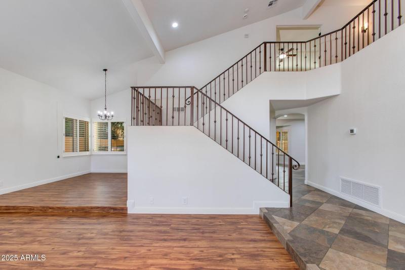 Dining/Formal Living