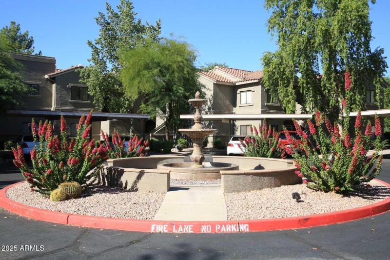 Villages North-Community Fountain