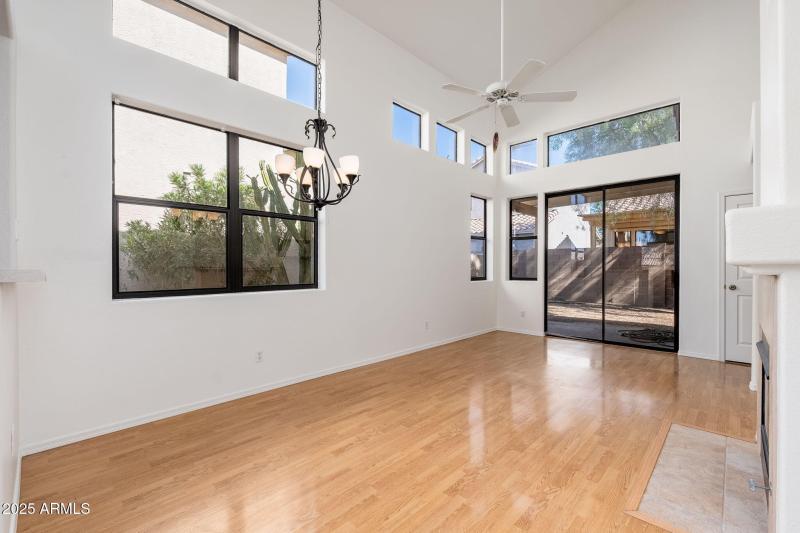 1425 S Lindsay Rd UNIT 54 - 04