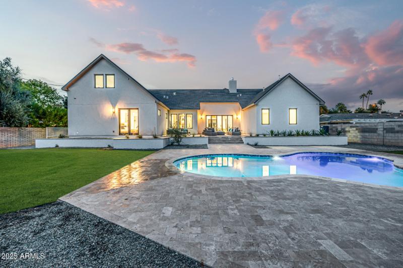 65 - Del Paisano Calle