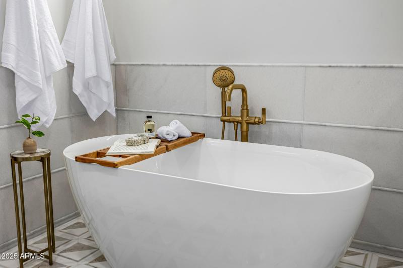 37 - Del Paisano Calle