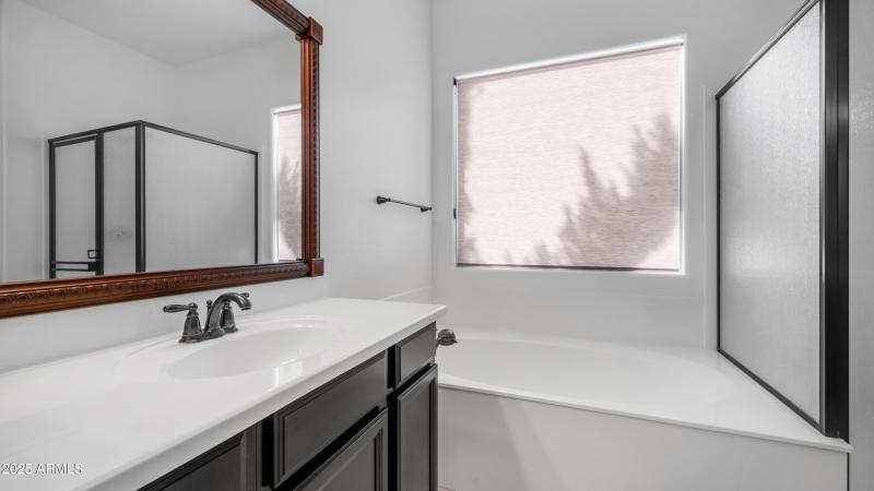 561 W Yellowstone Way (29)