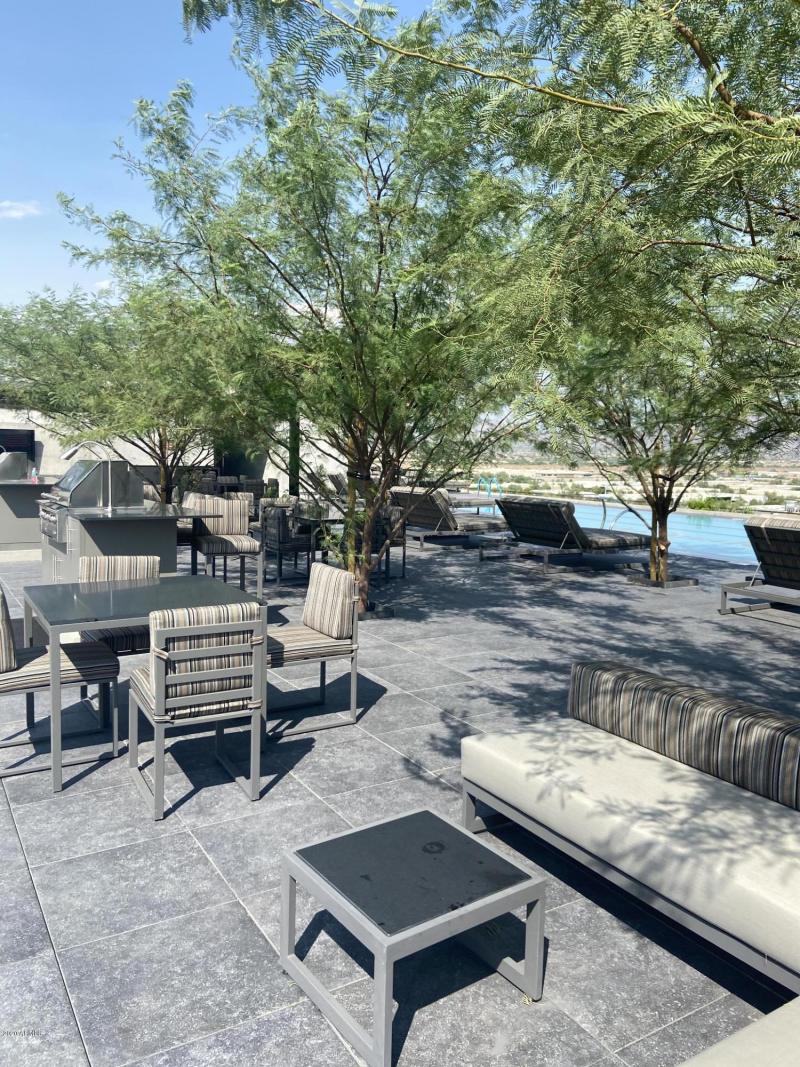 D7813CAE-5CAB-4526-A958-ED9E30813949