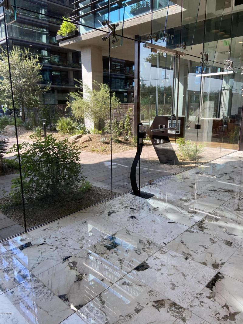 CCEFBC0F-F85E-4664-9905-1DE292165DF3