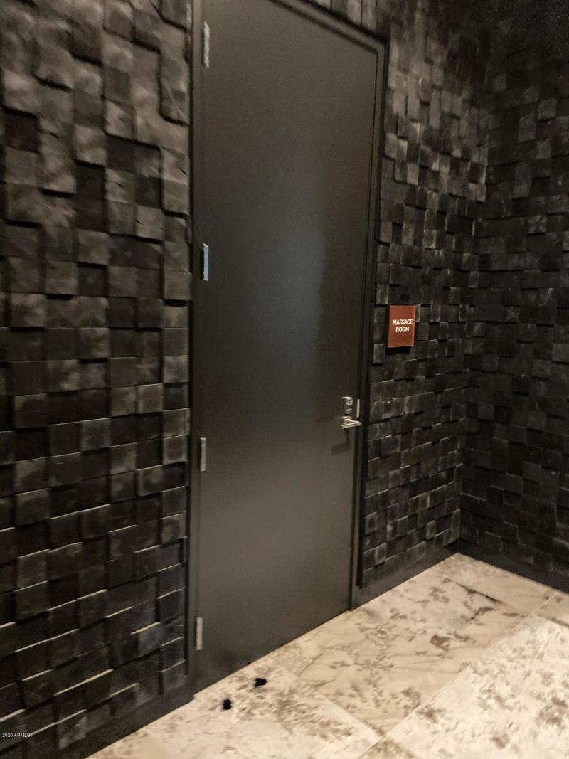 4FA48B9A-237F-4BB3-AD45-7538916F4102