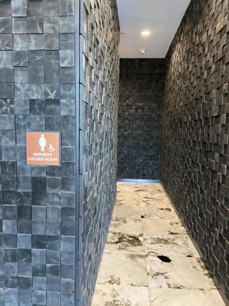 F17A6C36-9B1D-4381-B0EE-C1FC133DADD5