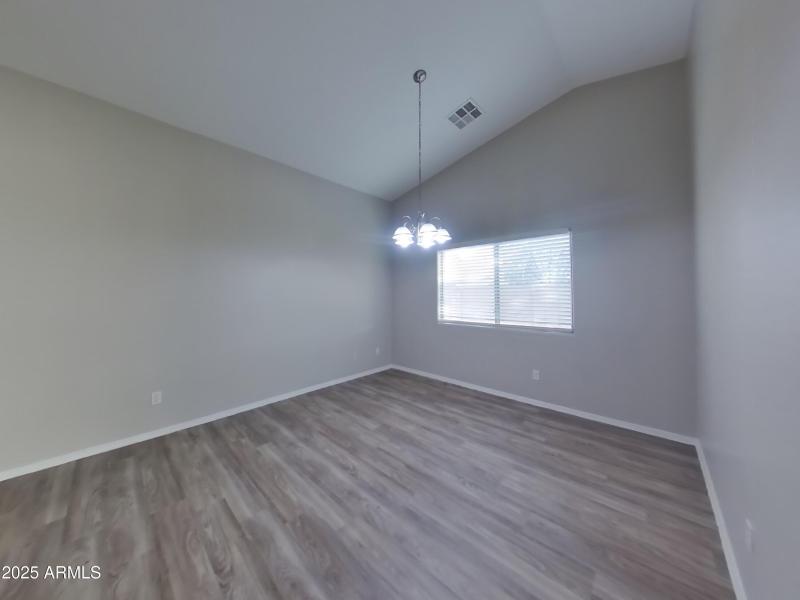 2_pc_a8Ww9wBARn_lN2JJ1CQGY_layout_1