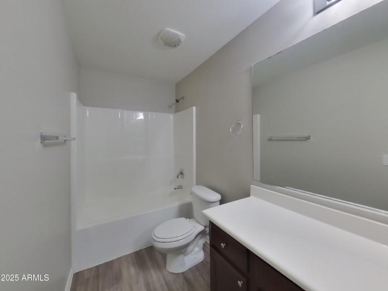 14_pc_t3CCGyjLXW_j9hV0vlHmO_layout_0