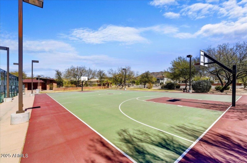 31-Area Basketball Court