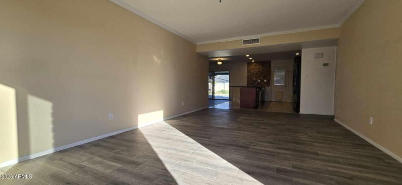 Resized_20251111_083329