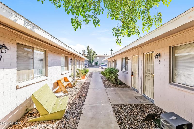 3-photo-Front-View-d7ab9ccf-6005-4e5f-b0