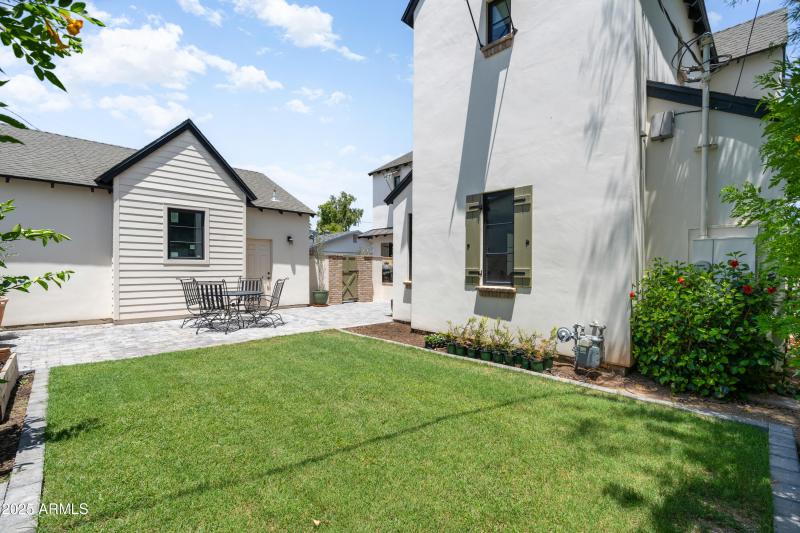 40-4901 E Amelia Ave (41 of 41)