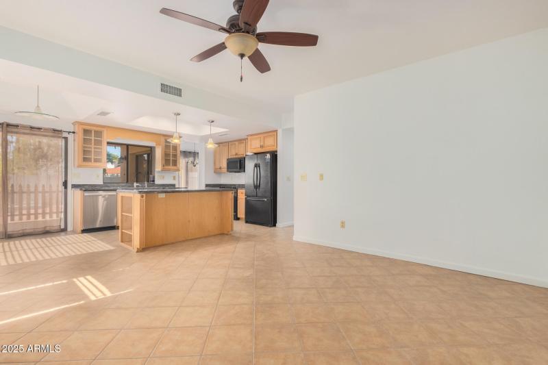 06 - Forest Hills 816